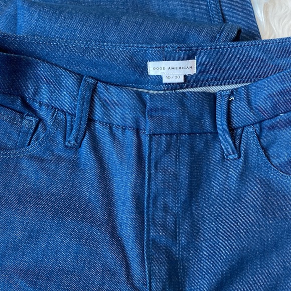 Good American Good Skate TrueBlue001 High Rise Wide Flare Leg Jeans, Size 10/30 - Picture 13 of 17